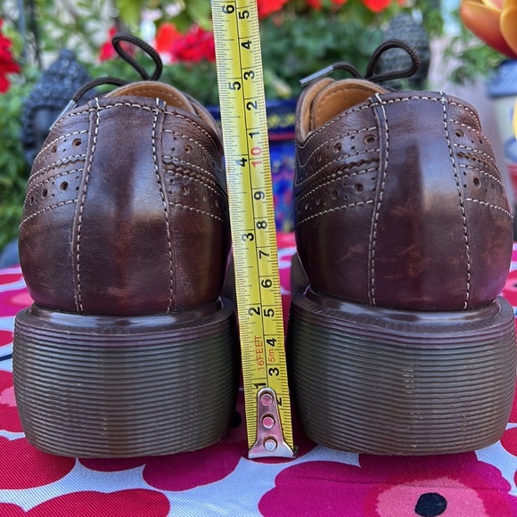 🏴󠁧󠁢󠁥󠁮󠁧󠁿 Dr. Martens MIE Brogue Wingtip Babydoll Platform Y2K Oxfords UK 8 - Picture 6 of 17